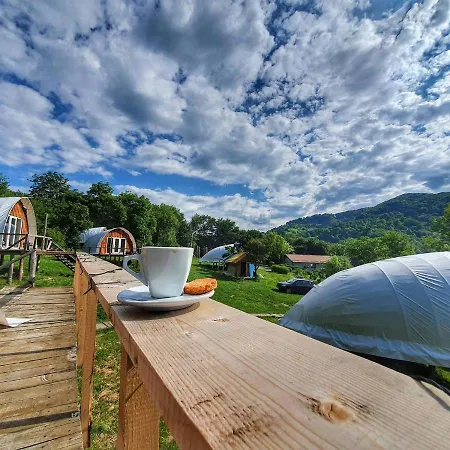 خيمة فخمة Sunrise Glamping Retreat Galesu